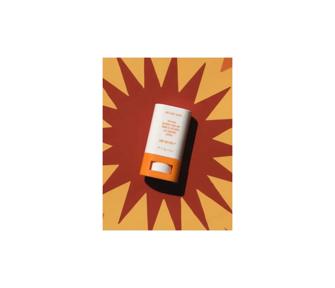 A A BARRA SOLAR TRIPLE ACCION SPF 50